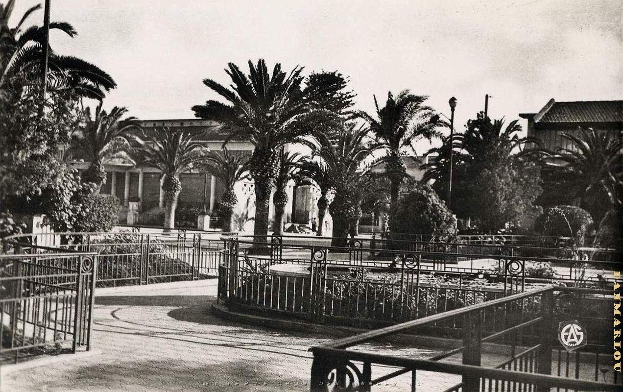 Er rahel 500- La place COLLECTION DES AMIS DE ND DE SANTA CRUZ.jpg